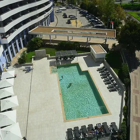 Beautiful Coral And Ocean Blue In Oceano Atlantico Hotel Portimão
