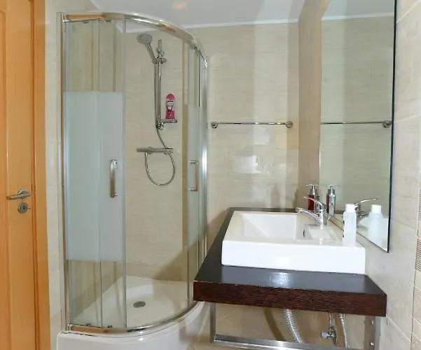 Beautiful Coral And Ocean Blue In Oceano Atlantico Hotel Portimão