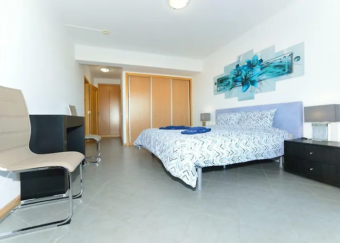 Beautiful Coral And Ocean Blue In Oceano Atlantico Hotel *