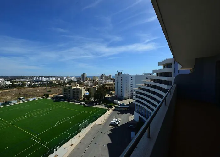 Hotel Beautiful Coral And Ocean Blue In Oceano Atlantico *