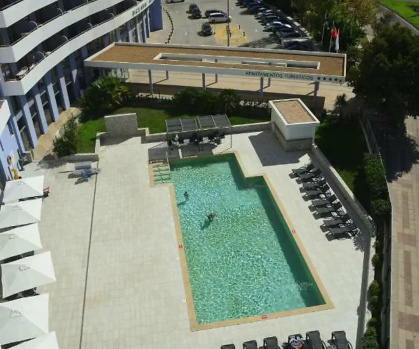 Beautiful Coral And Ocean Blue In Oceano Atlantico Hotel Portimão