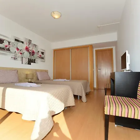 Отель Beautiful Coral And Ocean Blue In Oceano Atlantico Портиман